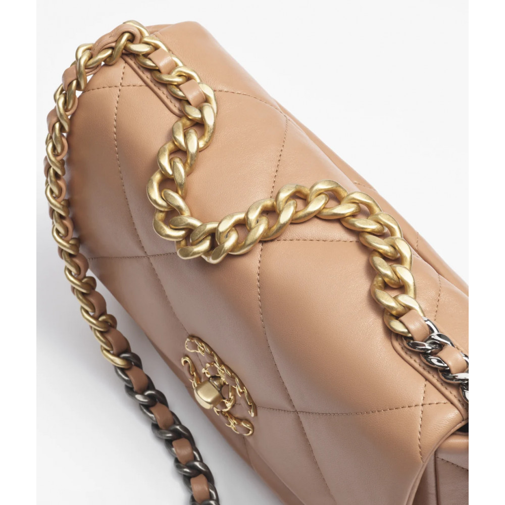 Chanel19 Handbag Caramel
