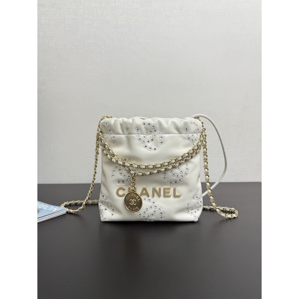 2025 Spring And Summer Preview Series Chanel 22 Mini Handbag