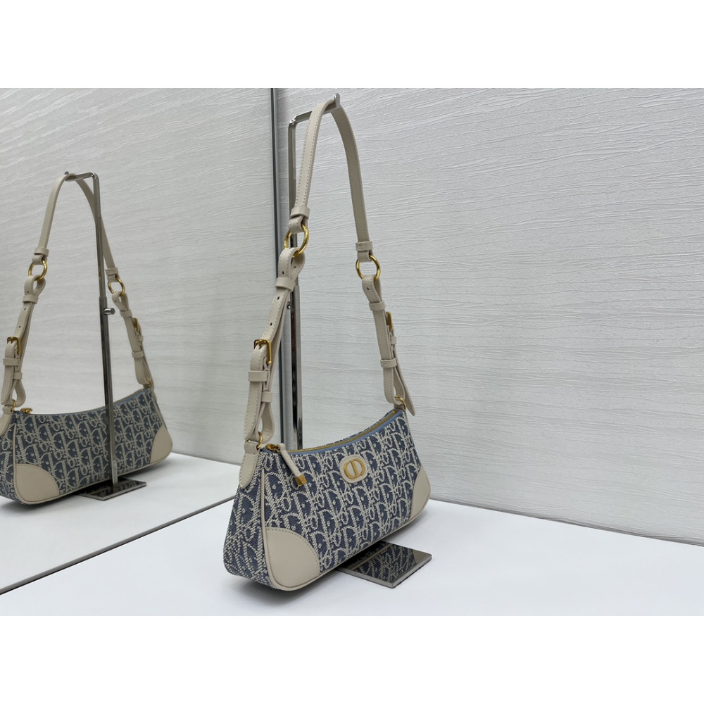 30 Montaigne Wanderlust Mini Handbag
