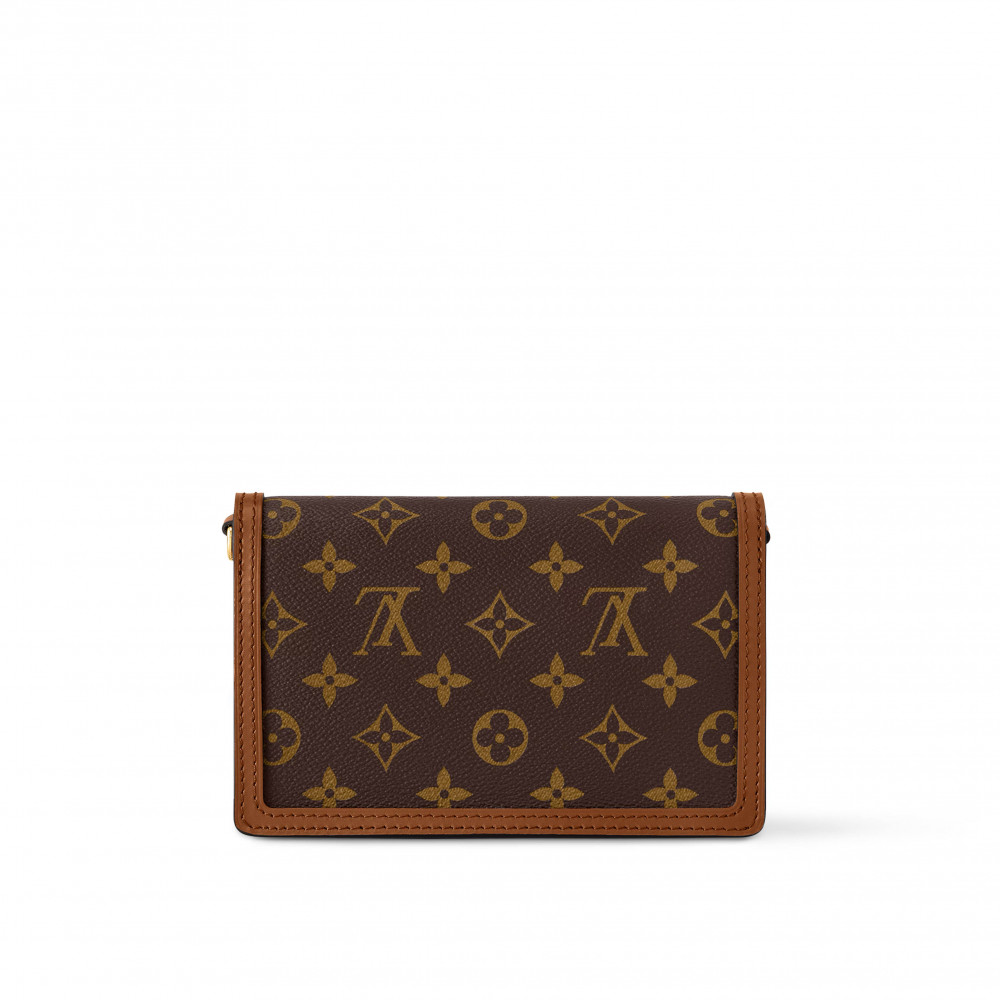 Dauphine Chain Wallet