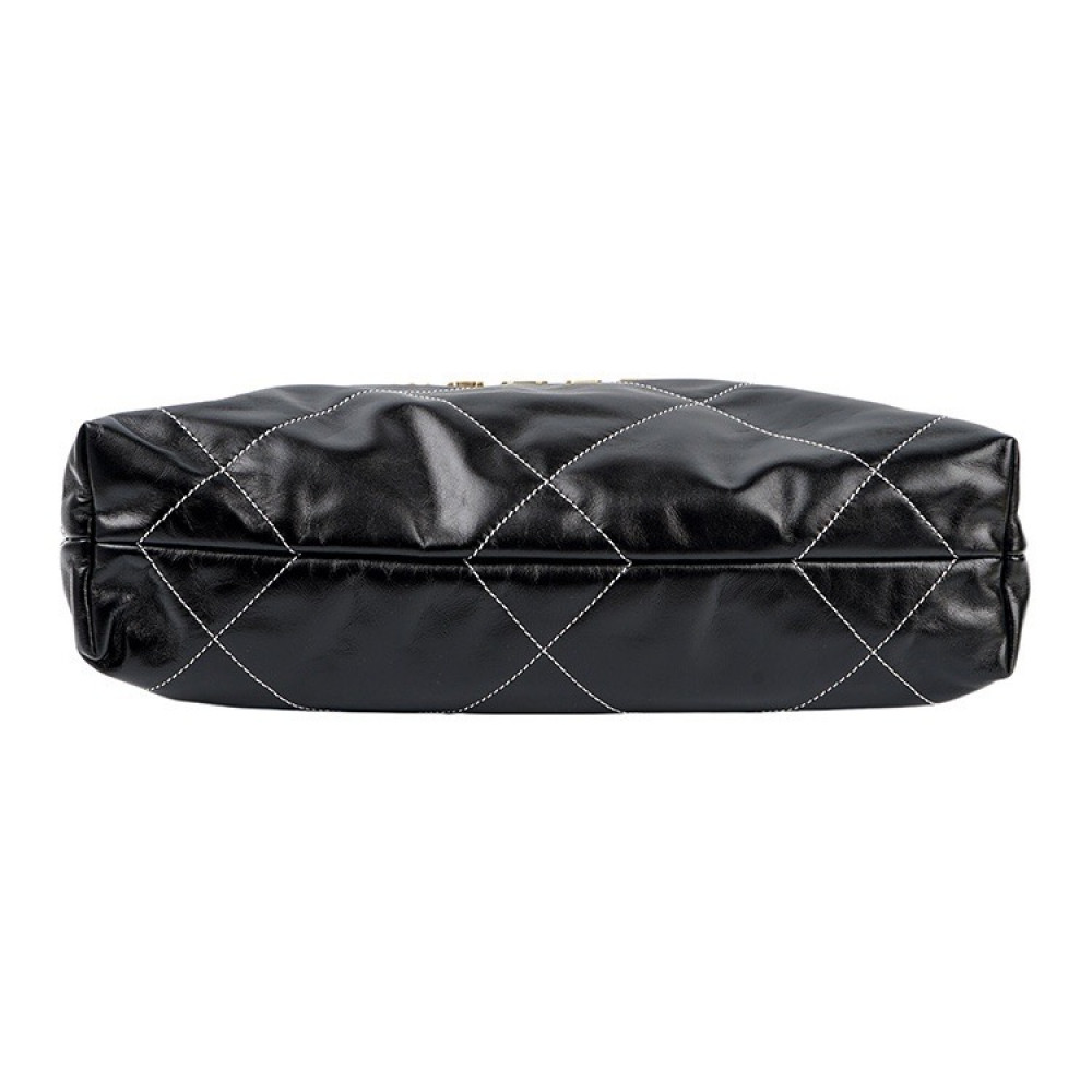 Chanel 22 Handbag With White Line