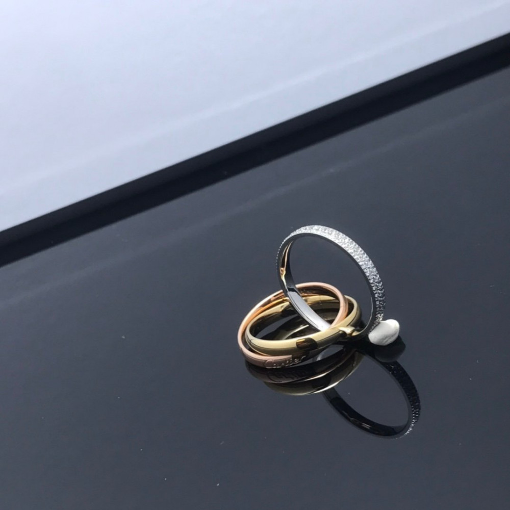 Cartier Tranity Ring,  With Fll Diamonds In Silver Circle, Top Quality