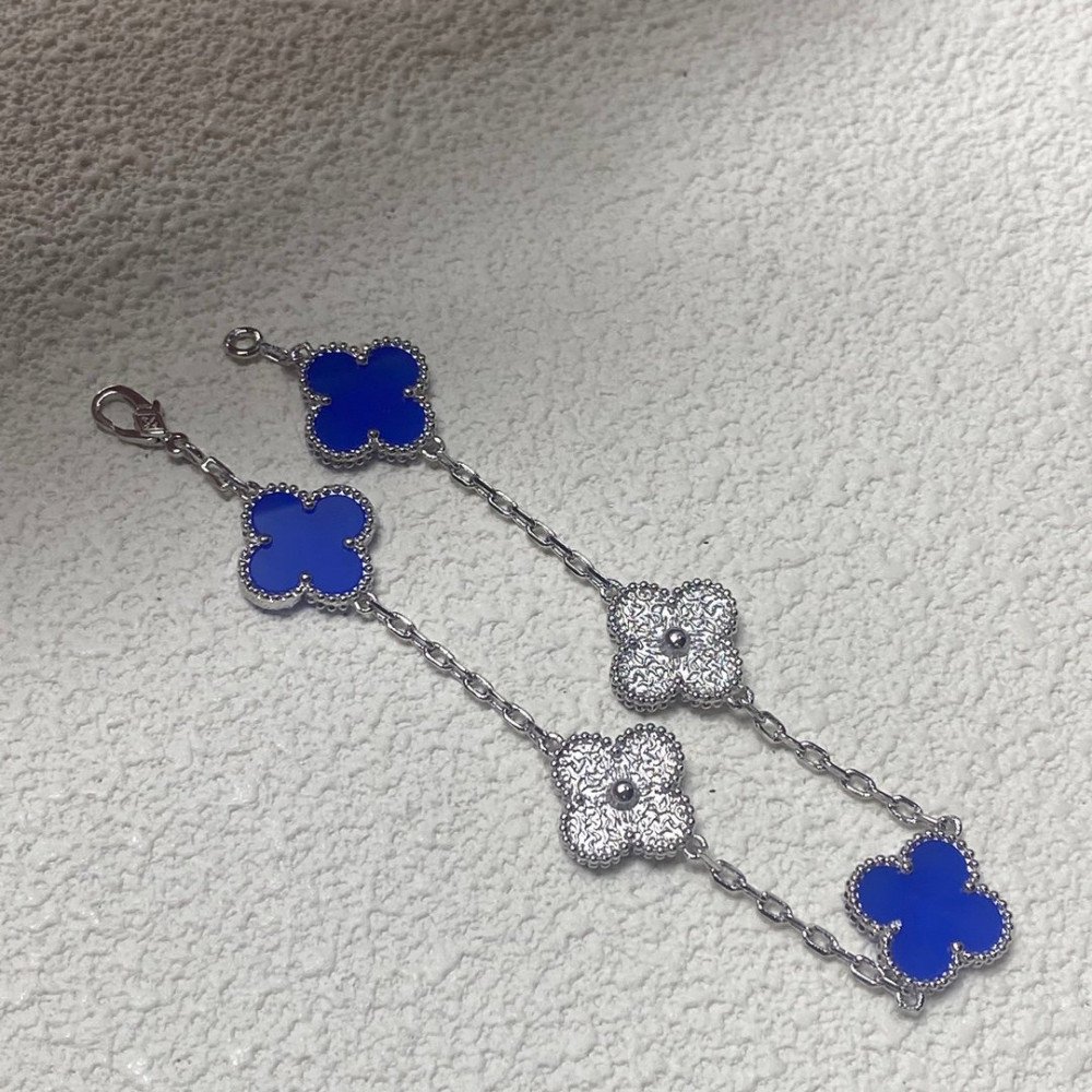 Four Leaf Clover Light Blue Semi Diamond Series Four Leaf Clover Light Blue Semi Diamond Series