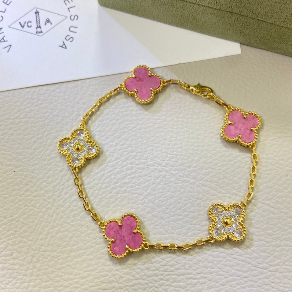 Clover Pink Half Diamond Series Clover Pink Half Diamond Series