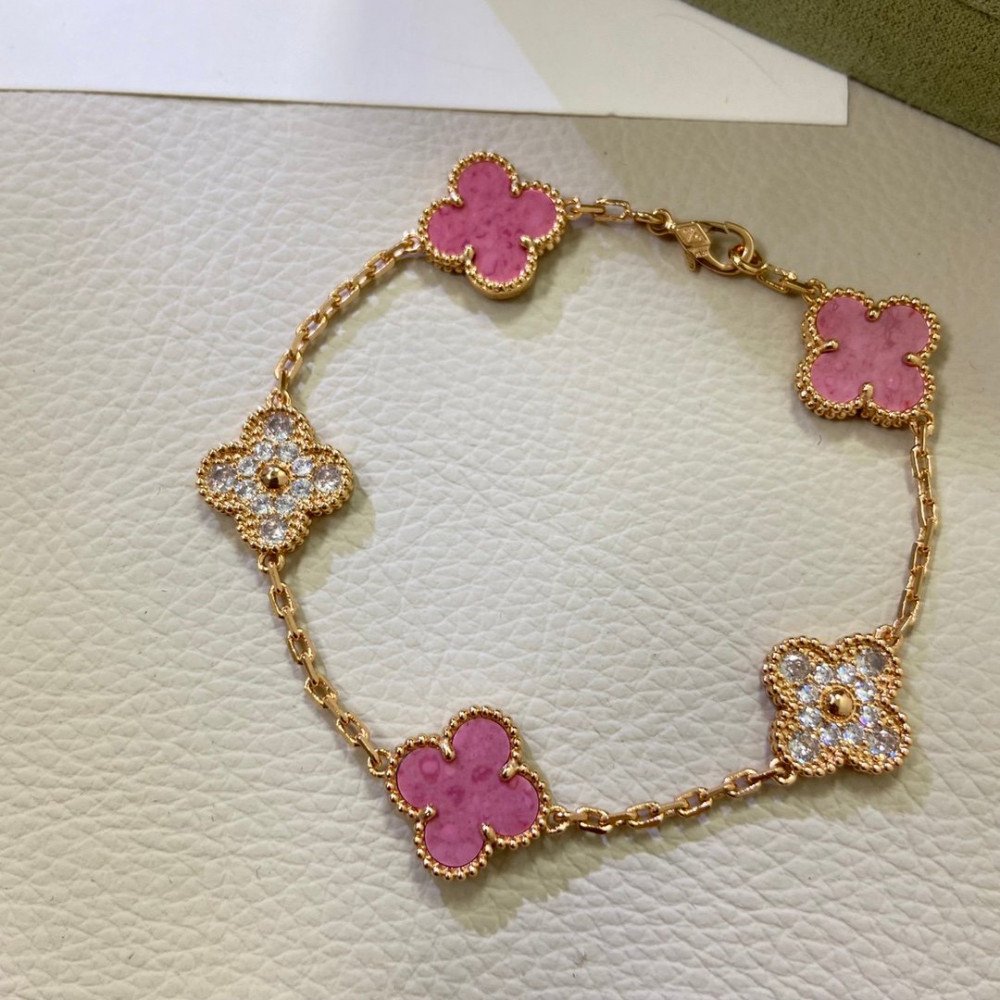 Clover Pink Half Diamond Series Clover Pink Half Diamond Series