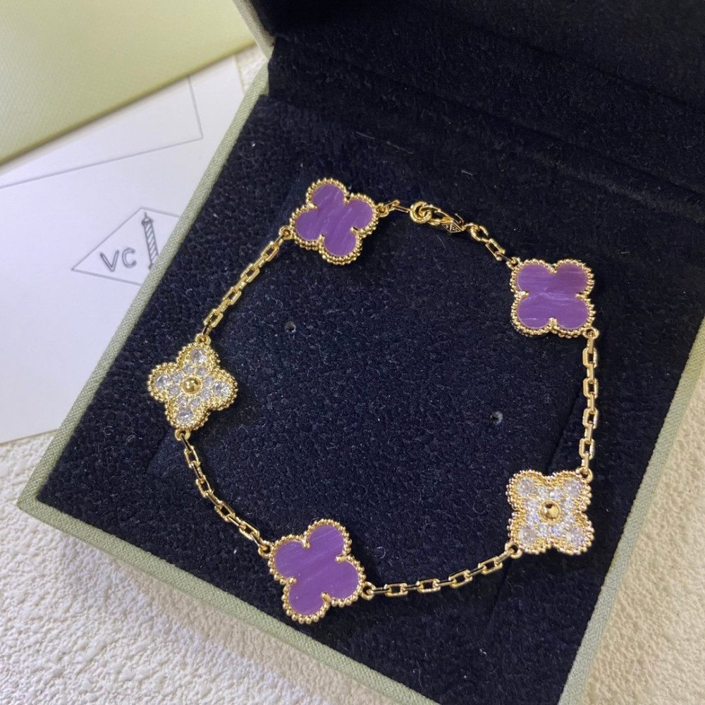 Clover Lavender Half Diamond Series Clover Lavender Half Diamond Series
