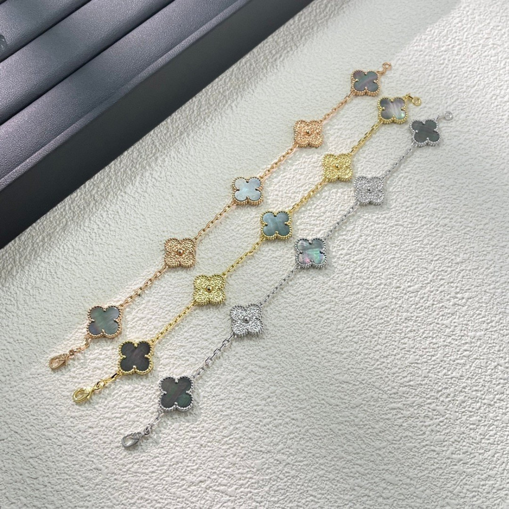 Clover Arctic White Half Diamond Series