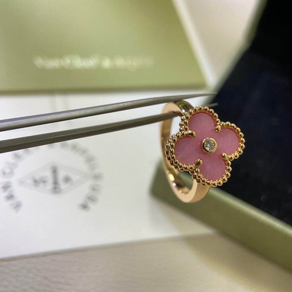 Cherry Blossom Clover Ring Series Cherry Blossom Clover Ring Series