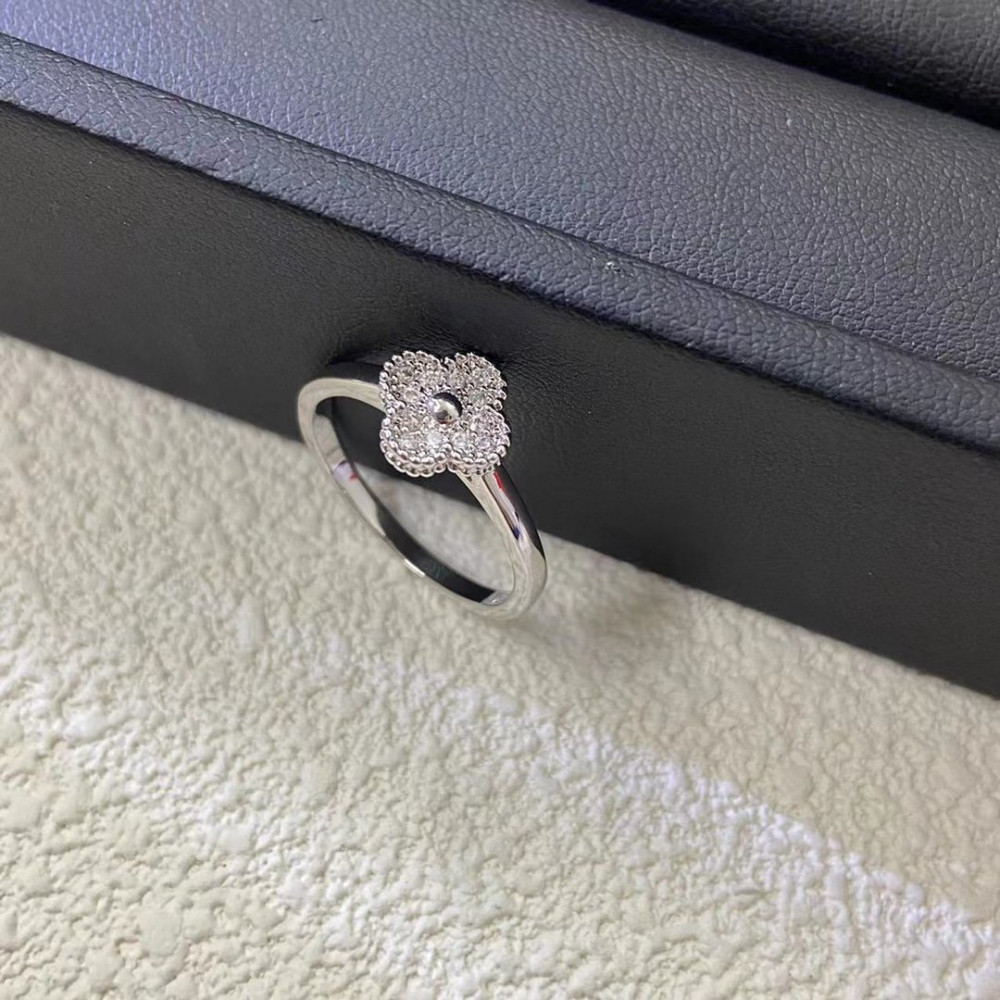 Broken Diamond Flower Ring Series Broken Diamond Flower Ring Series