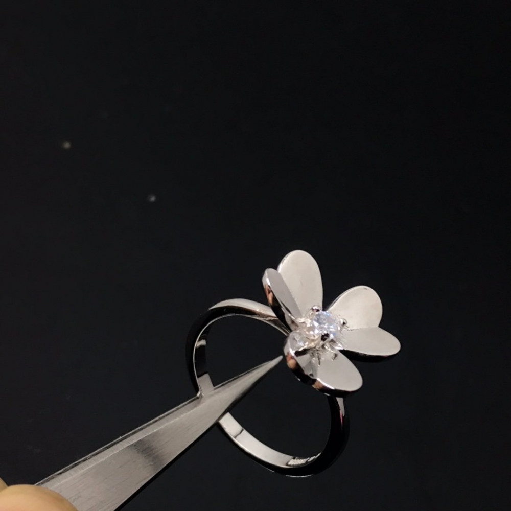 Three Petal Ring Series Three Petal Ring Series
