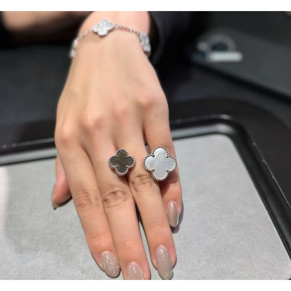 Clover Magic Alhambra Rings Clover Magic Alhambra Rings