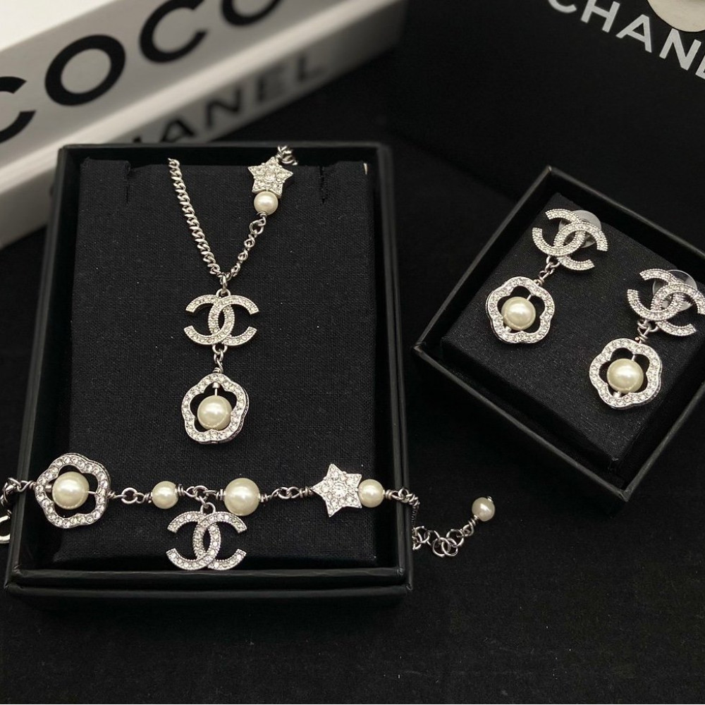 Chanel Set 2 , Earring, Necklace, Bracelet