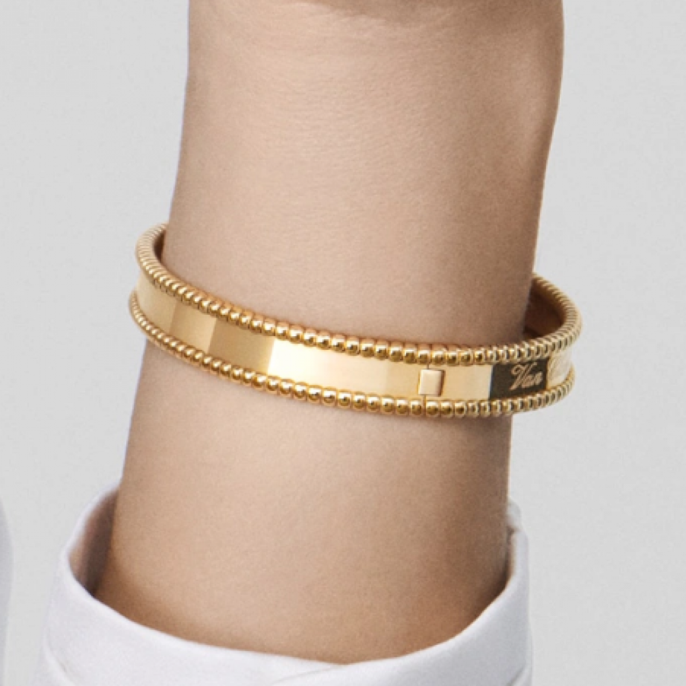 Clover Perlée Signature Bangles Clover Perlée Signature Bangles