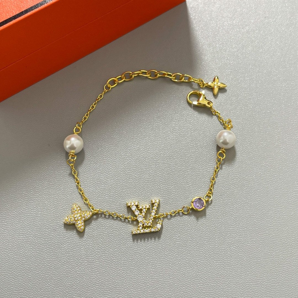Lv Logo With Peal, Gold Color