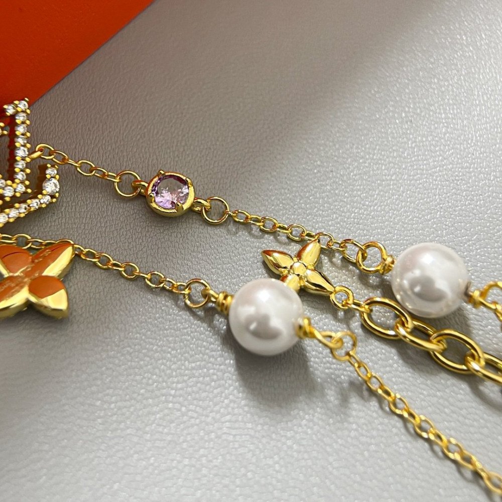 Lv Logo With Peal, Gold Color Lv Logo With Peal, Gold Color