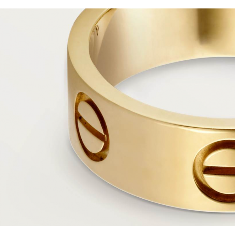 Cartier Love Ring Classic Style Cartier Love Ring Classic Style