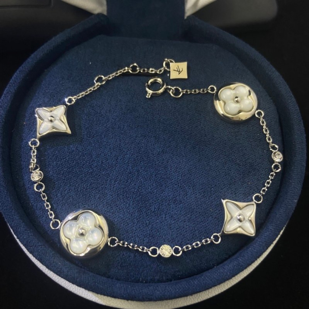 Lv Four Flower Bracelet Mother Of Pearl Lv Four Flower Bracelet Mother Of Pearl