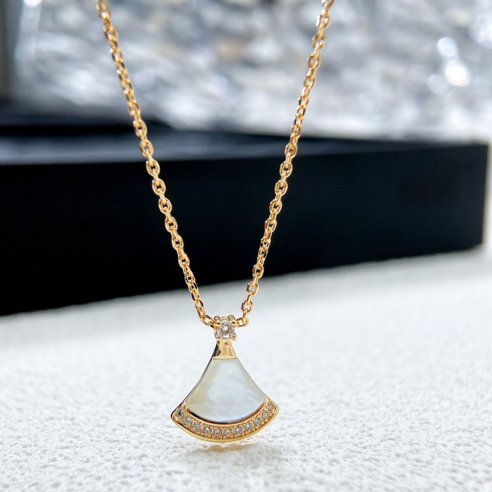 Bvlgatri Necklace, White Mother Of Pearl With Diamonds, Rose Gold