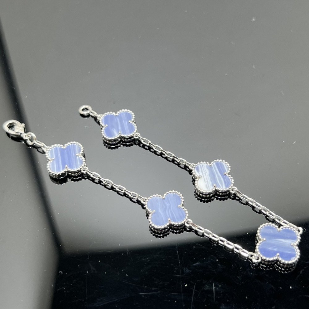 Clover With 5 Flowers-Light Purple Marble Clover With 5 Flowers-Light Purple Marble