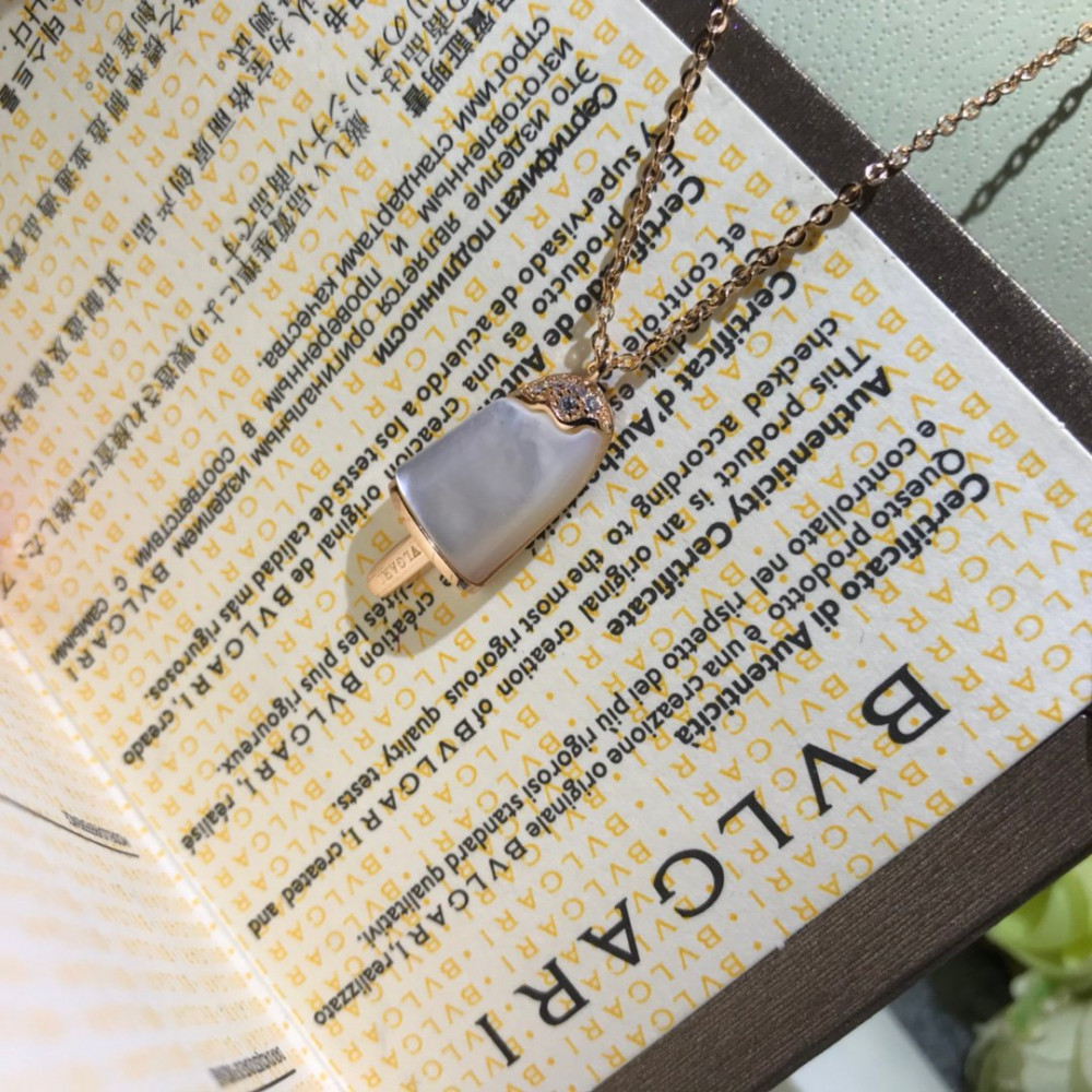 Bvlgari Necklace, Icecream