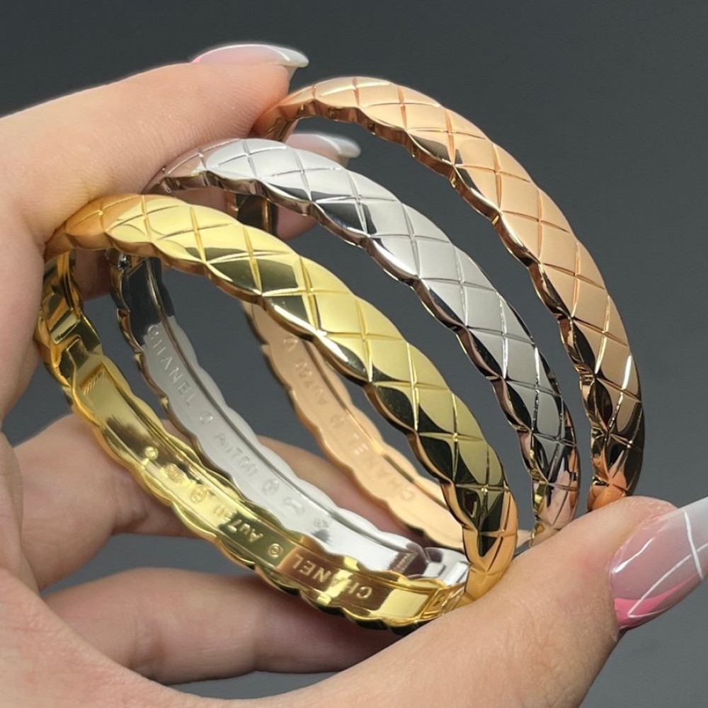 Chanel Bangle . Poe Diamond-Type Lattice, Top Quality