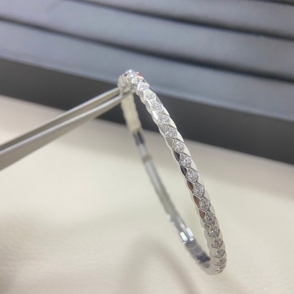 Chanel Rhomboid Bangle With Diamonds,Top Quality