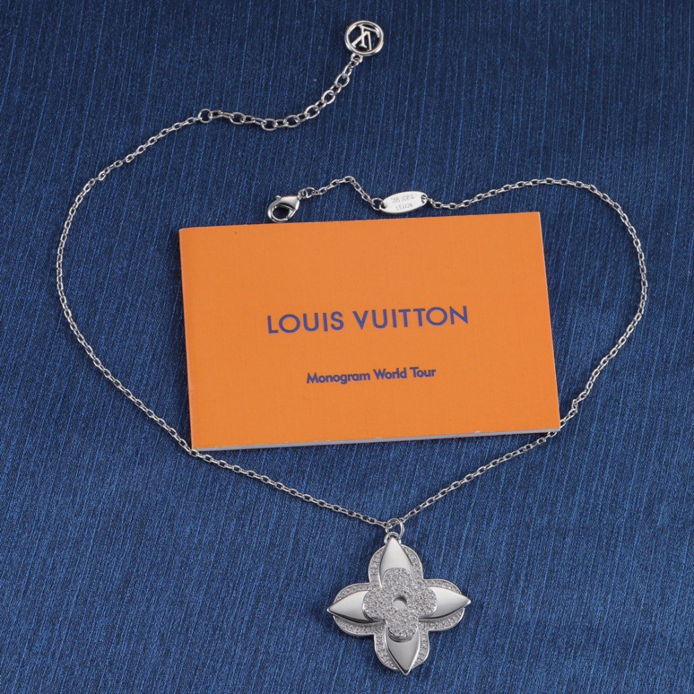 Lv Necklace, Big Flower, With Diamonds, Gold,Rose Gold, Silver Lv Necklace, Big Flower, With Diamonds, Gold,Rose Gold, Silver