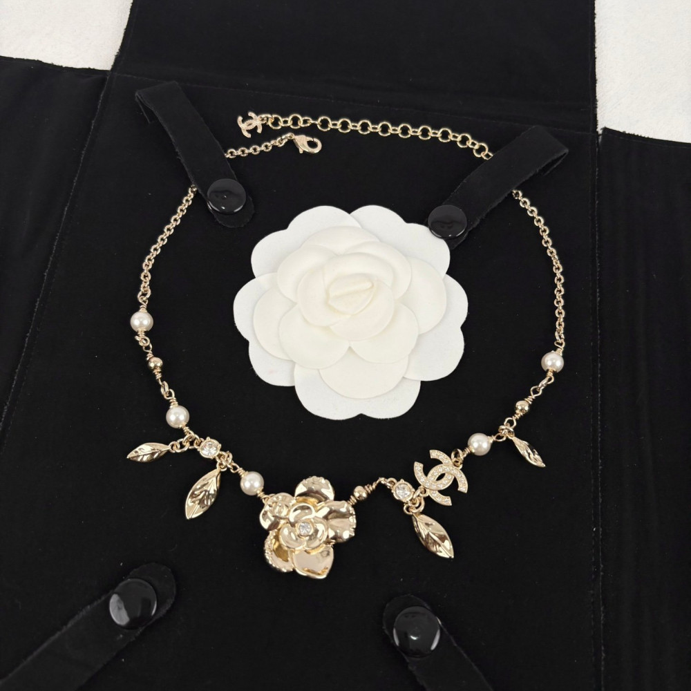 Chanel Necklace, Camellia And Leaves, Top Quality