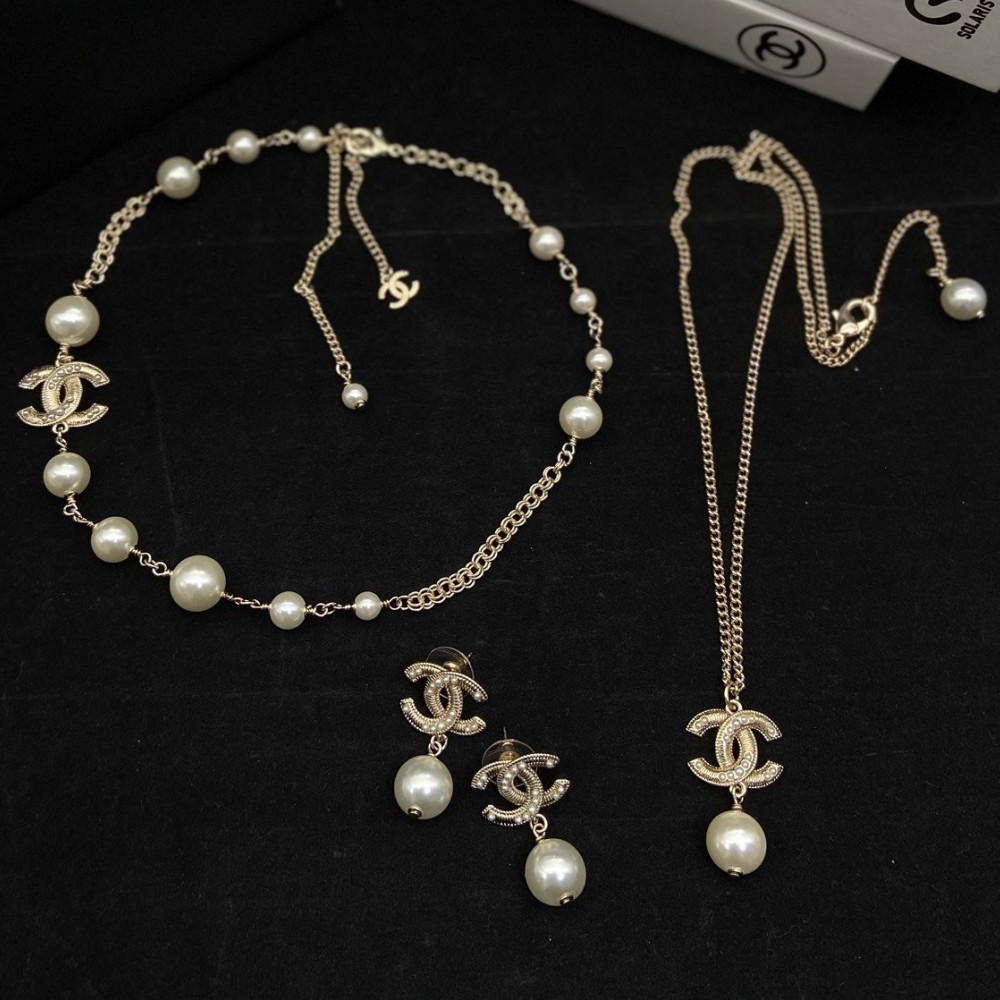 Chanel Set 1, Whole Set
