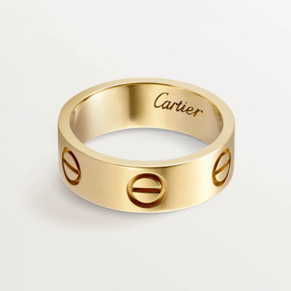 Cartier Love Ring Classic Style