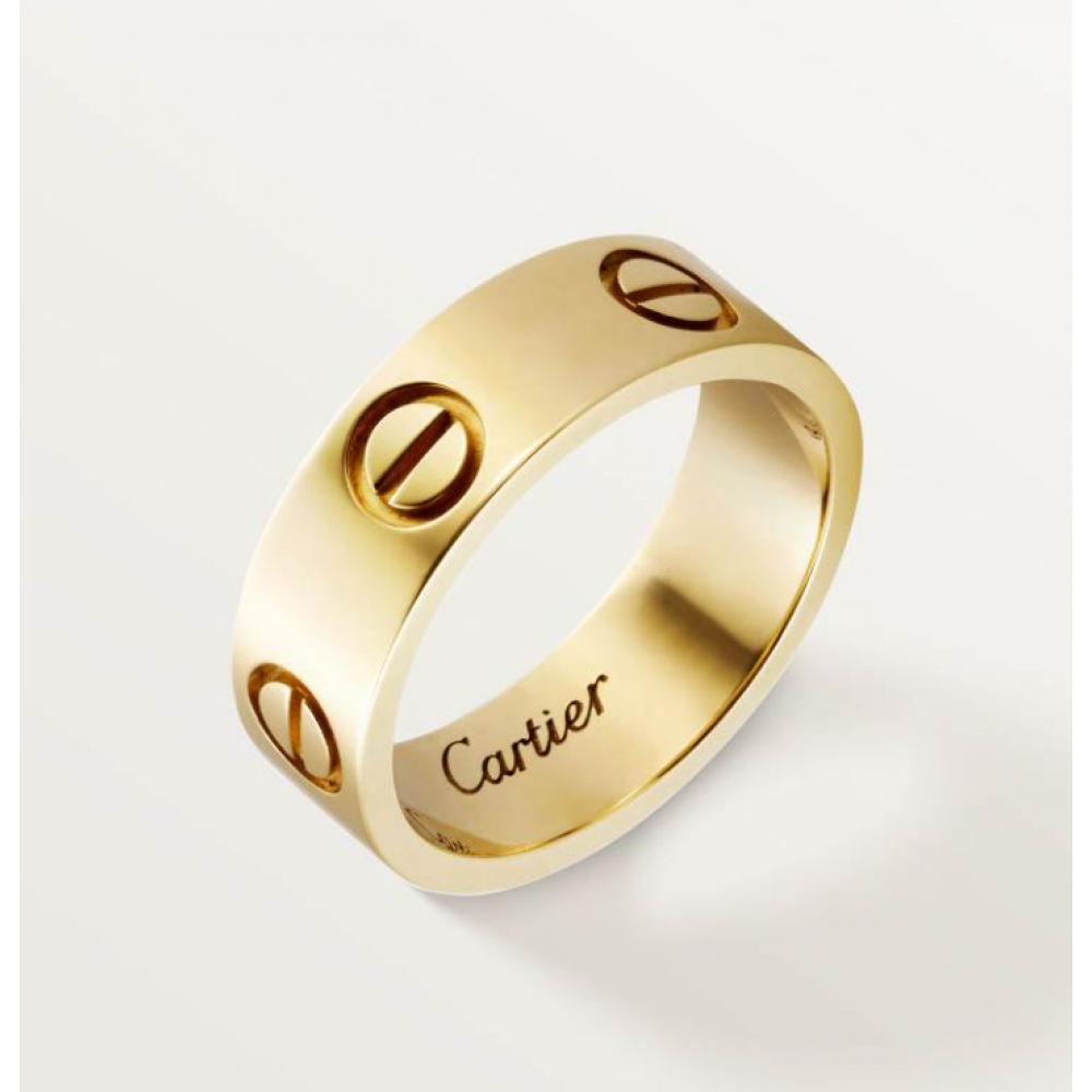 Cartier Love Ring Classic Style Cartier Love Ring Classic Style