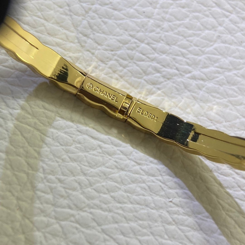 Chanel Rhomboid Bangel Top Quality