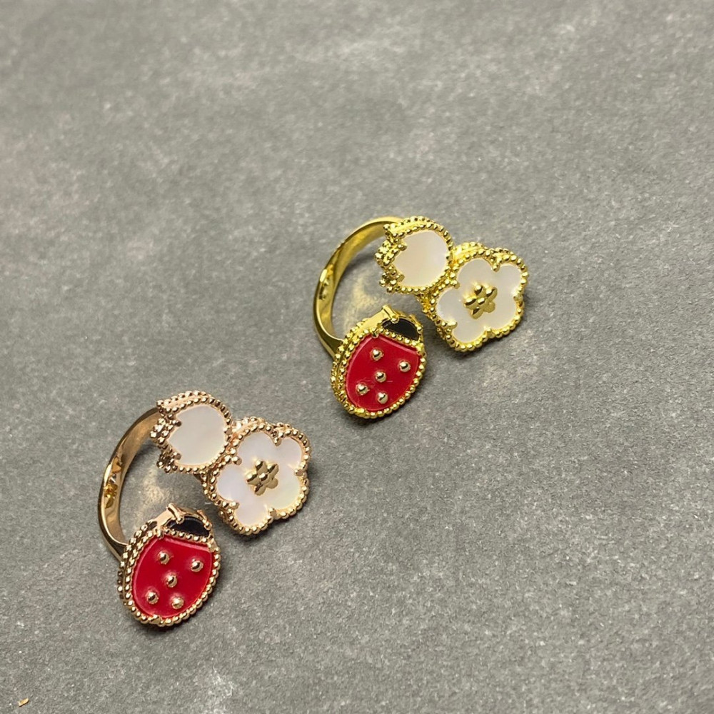 Clover Lucky Spring Rings Clover Lucky Spring Rings