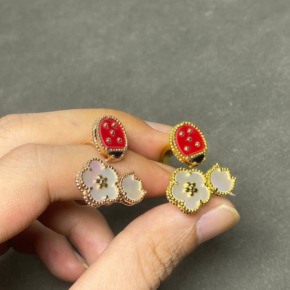 Clover Lucky Spring Rings Clover Lucky Spring Rings
