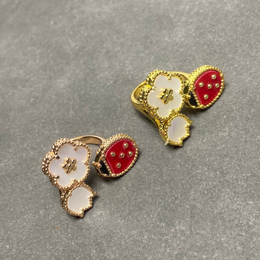 Clover Lucky Spring Rings Clover Lucky Spring Rings