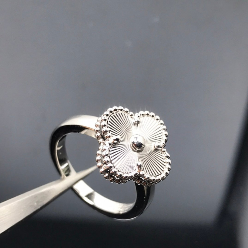 Clover Vintage Alhambra Rings Clover Vintage Alhambra Rings