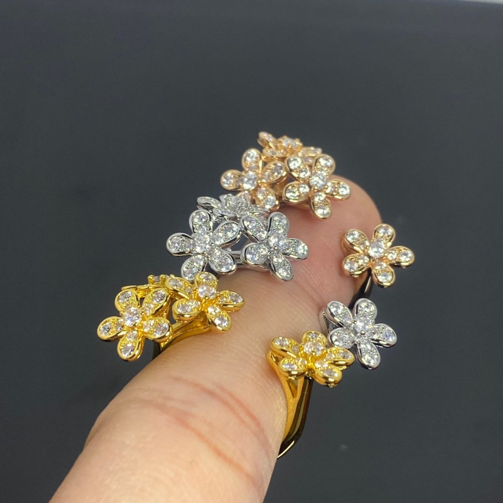 Clover Frivole Rings