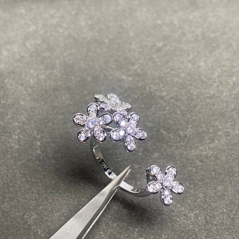 Clover Frivole Rings Clover Frivole Rings