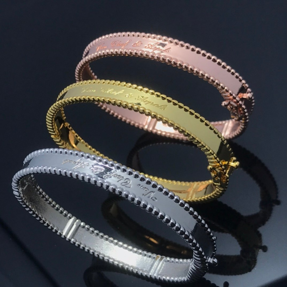 Clover Perlée Signature Bangles