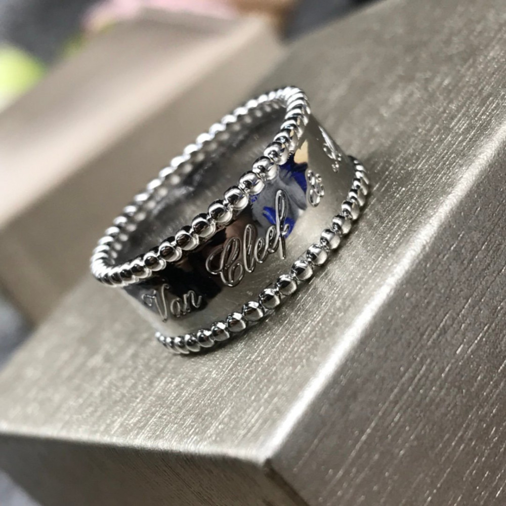 Clover Signature Rings Clover Signature Rings