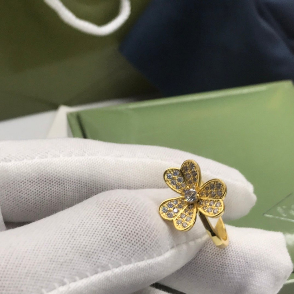 Clover Frivole Rings Clover Frivole Rings