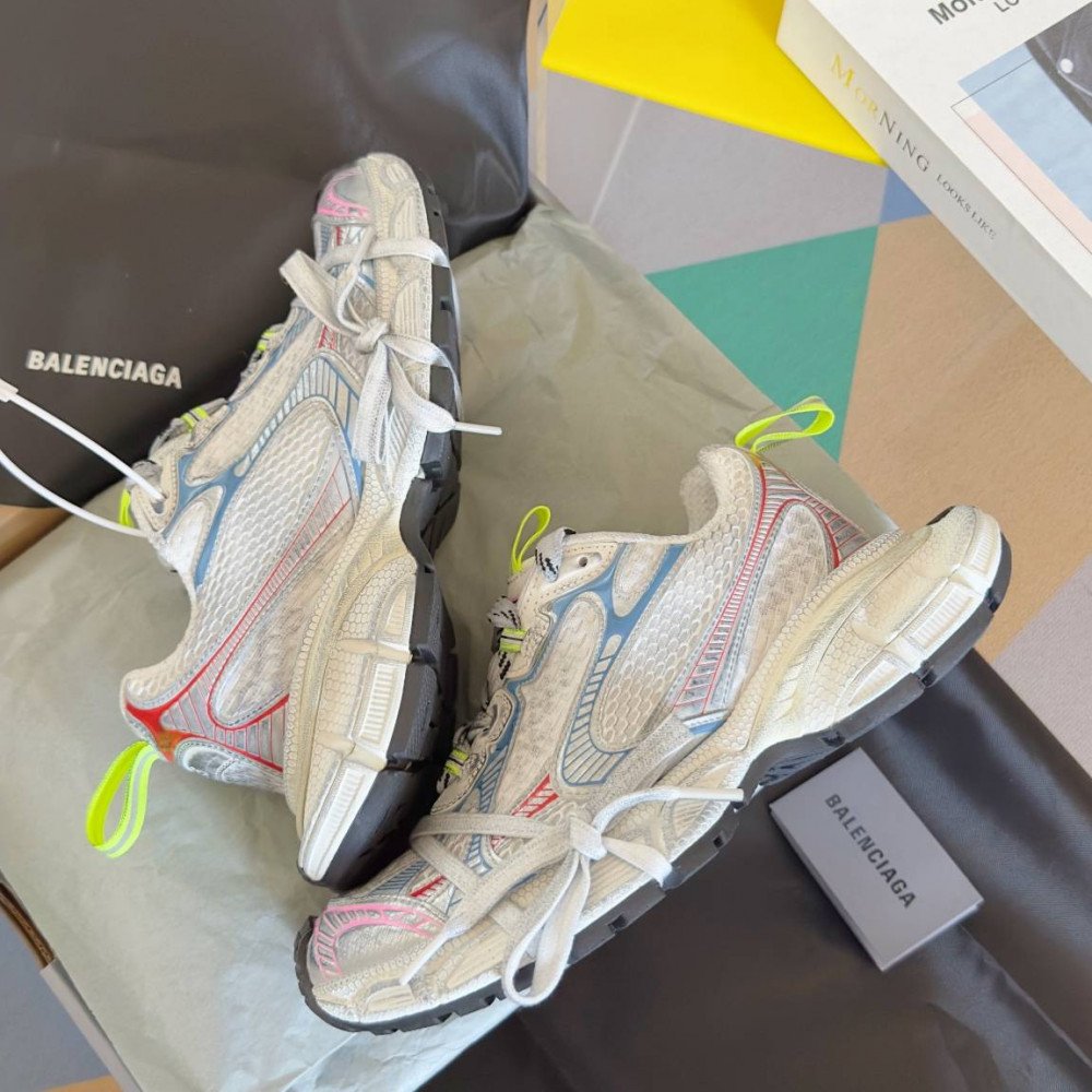 Balenciaga 3XL Balenciaga 3XL