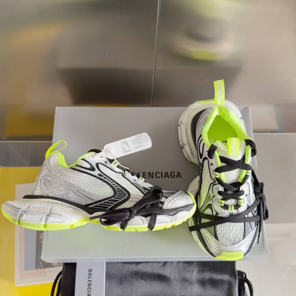 Balenciaga 3XL Balenciaga 3XL