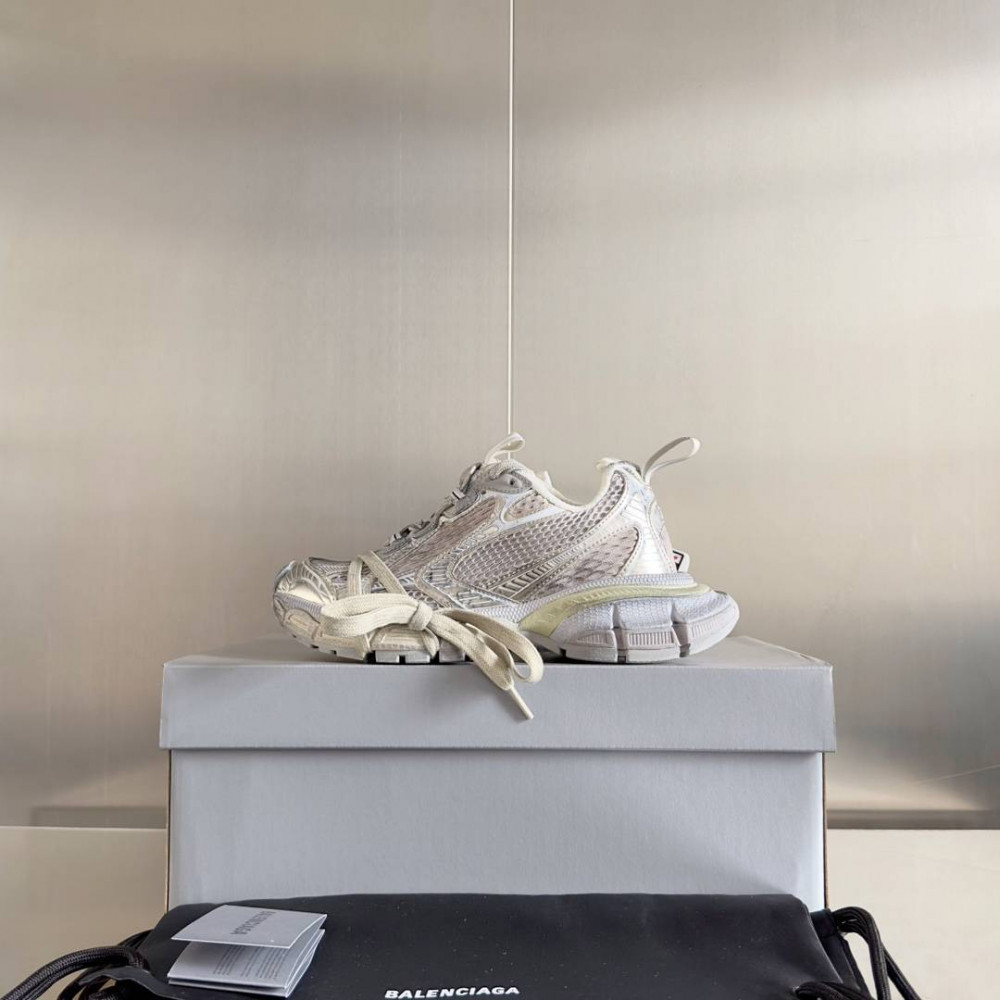 Balenciaga 3XL
