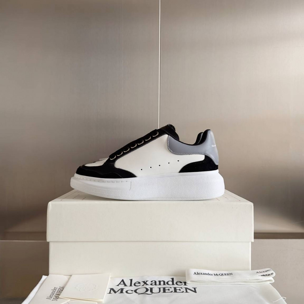 Alexander McQueen Oversized Sneaker