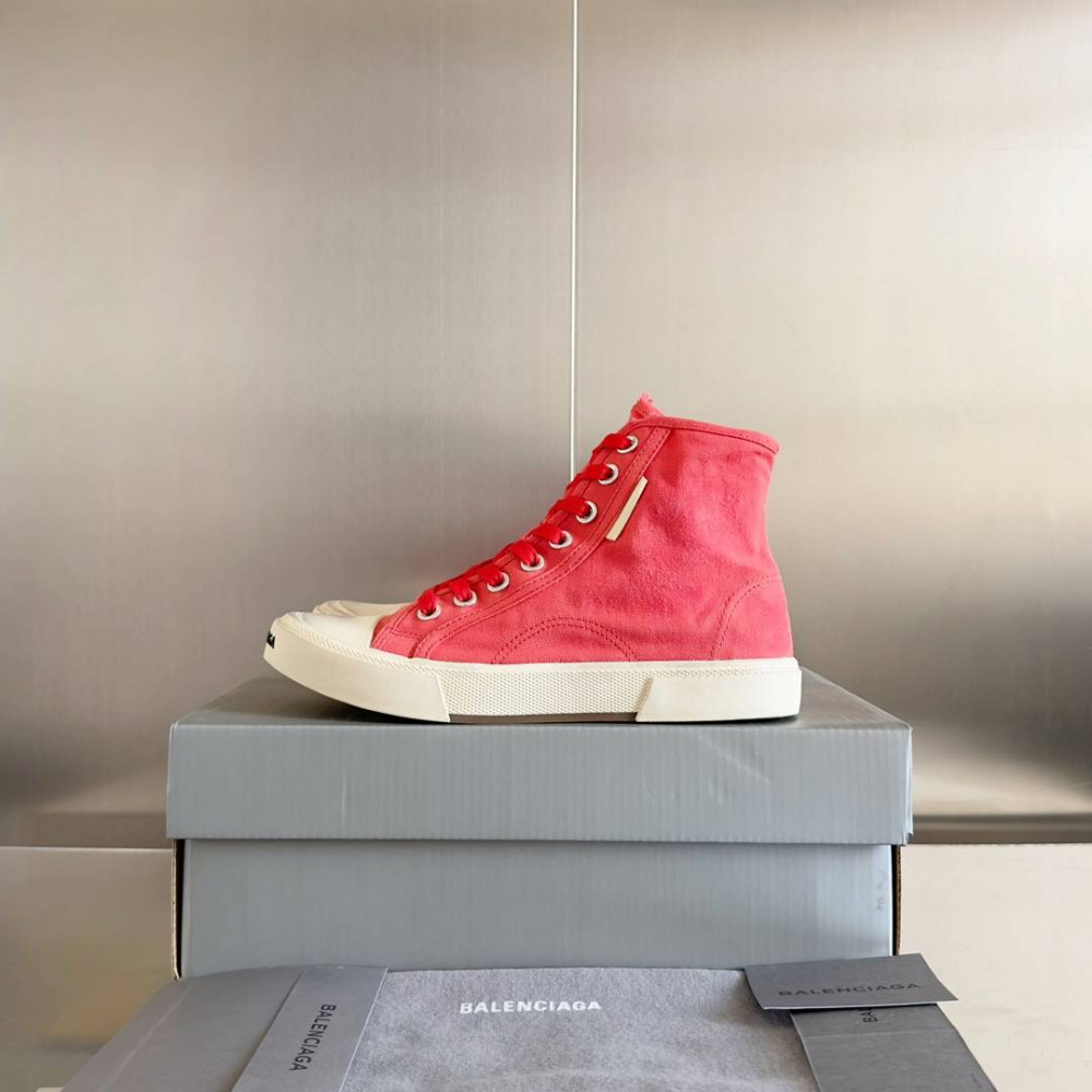 Balenciaga Paris