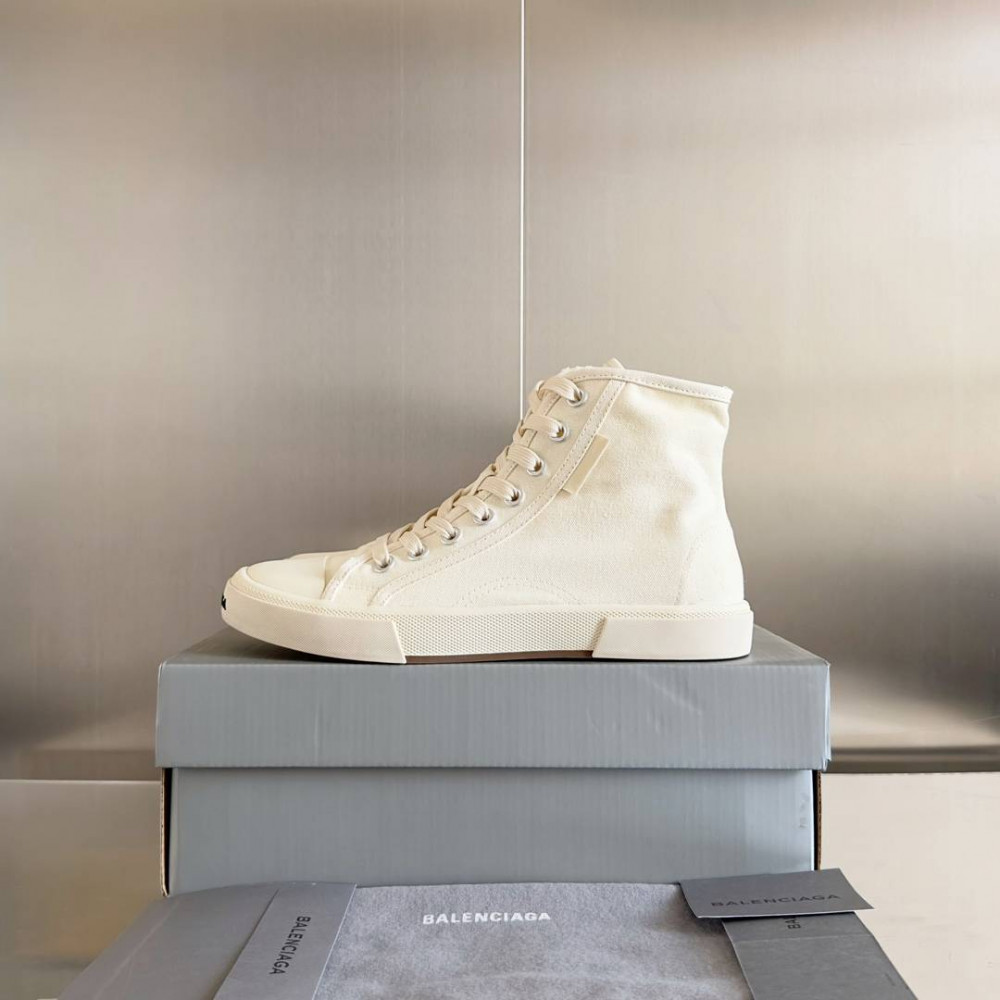 Balenciaga Paris