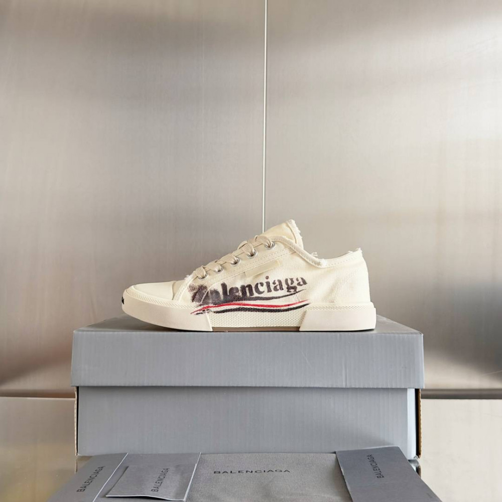 Balenciaga Paris