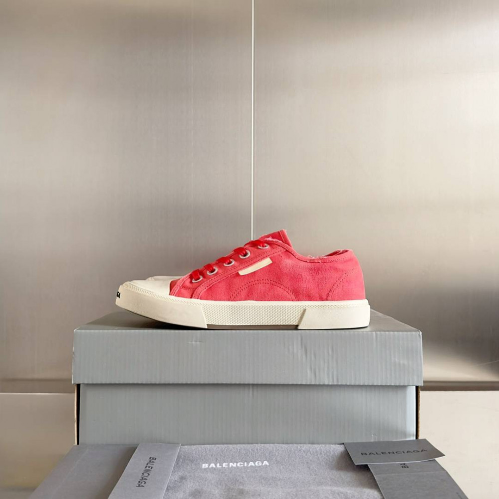 Balenciaga Paris