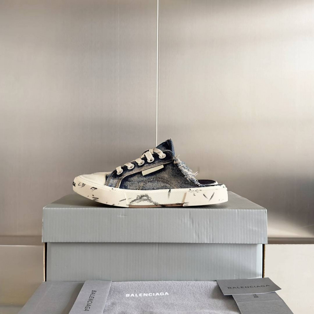 Balenciaga Paris